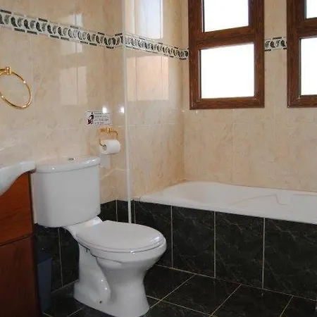 Sunray - Luxury With Private Pool Argaka